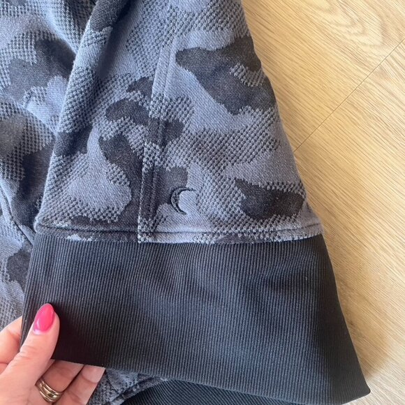 Zyia Active Zipup Hoodie Sweatshirt Gray Black Camo Small - Picture 10 of 10